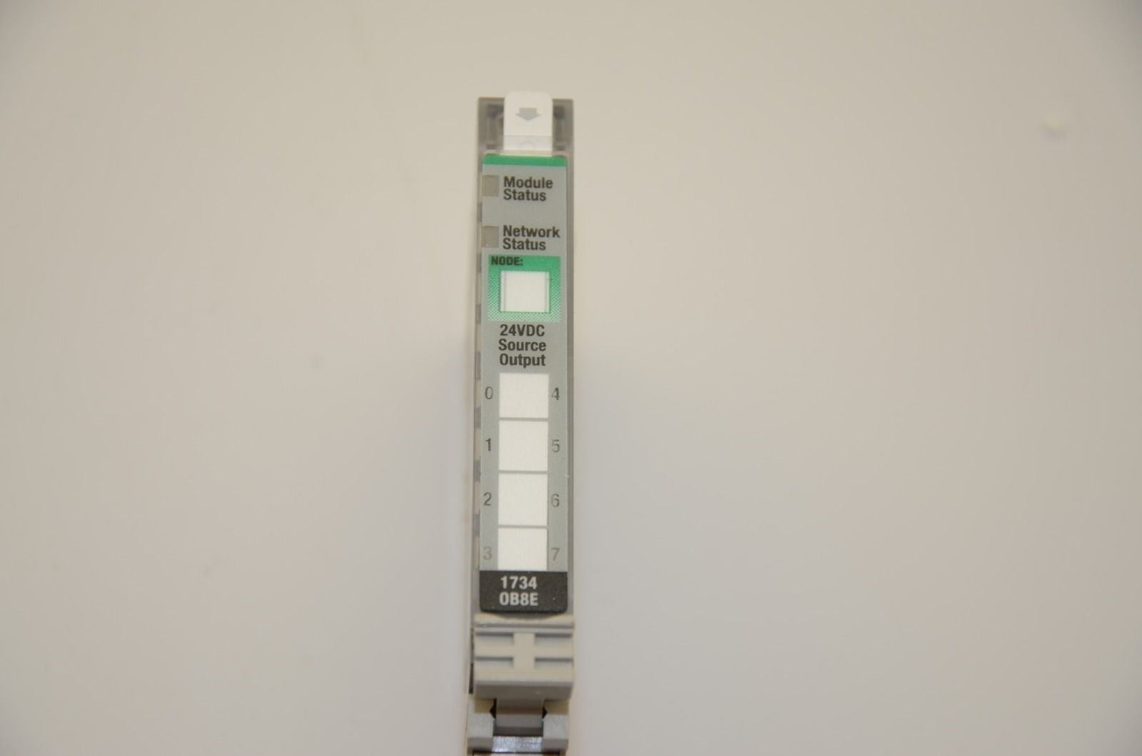 Allen Bradley 1734-0B8E OB8E Source Output Module