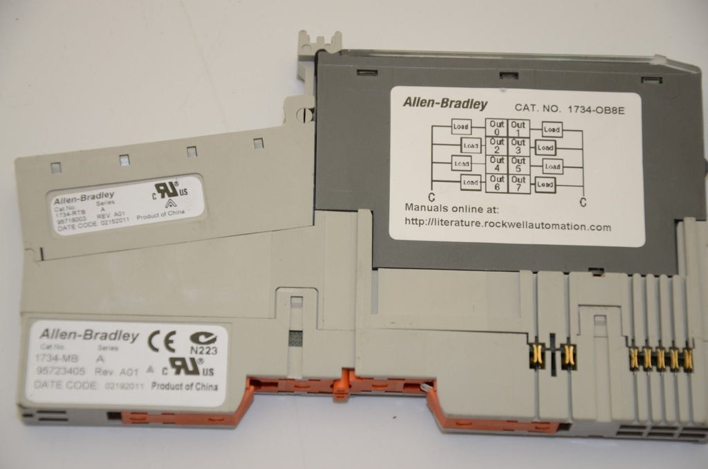 Allen Bradley 1734-0B8E OB8E Source Output Module