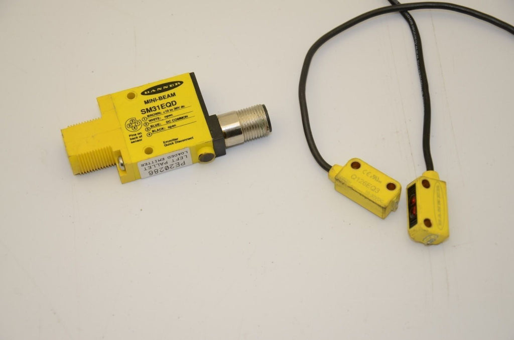 Banner, Omron, Honeywell, Sunx & Allen Bradley Photoelectric Sensors - Lot of 8