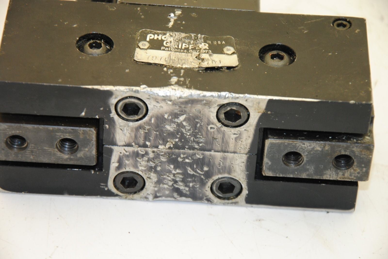 PHD 7970-03-0101 Pneumatic Gripper 140mm x 55mm x 135mm