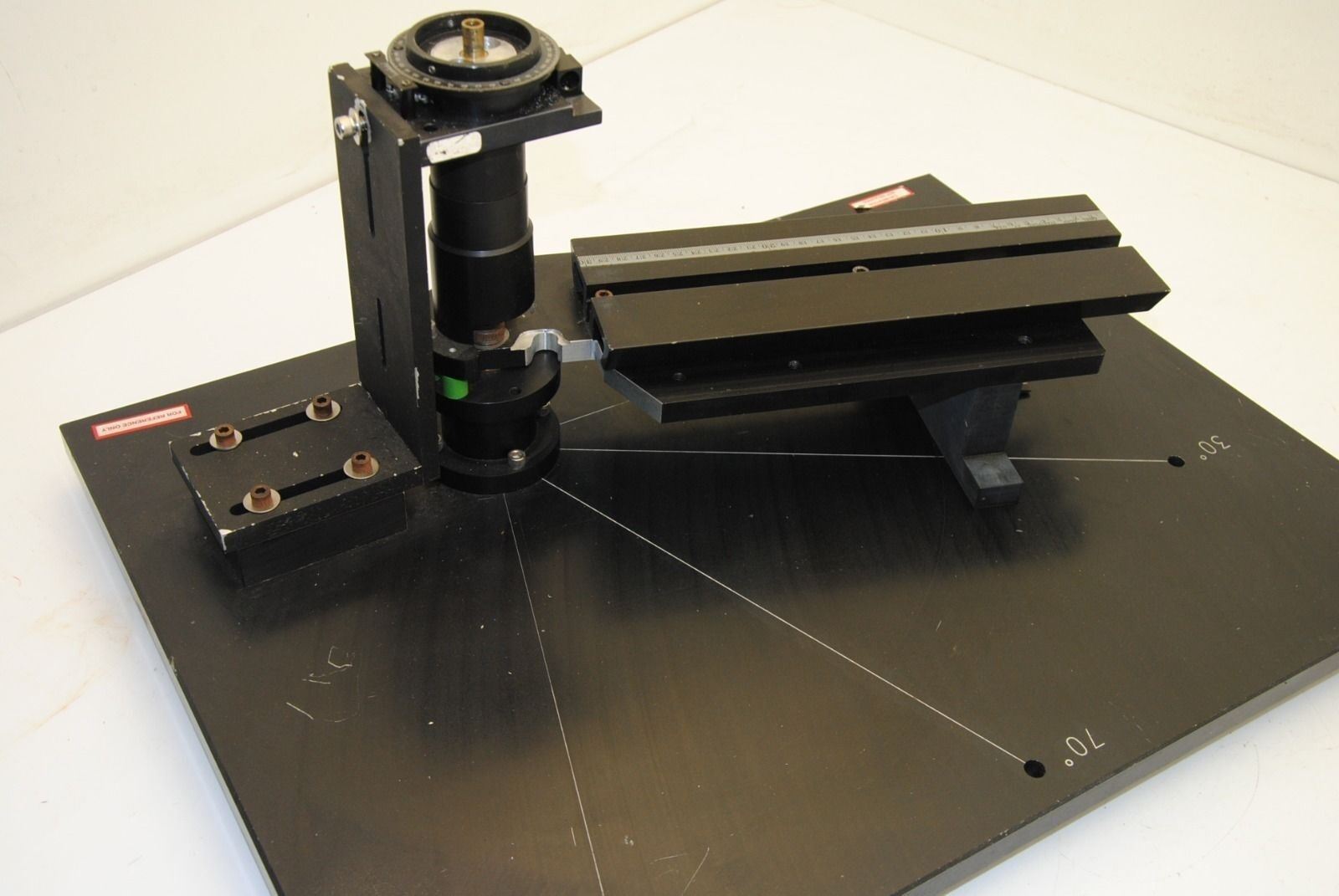 Oriel Newport Optical Positioning Platform, 24"L x 18"W, Rotary Mount