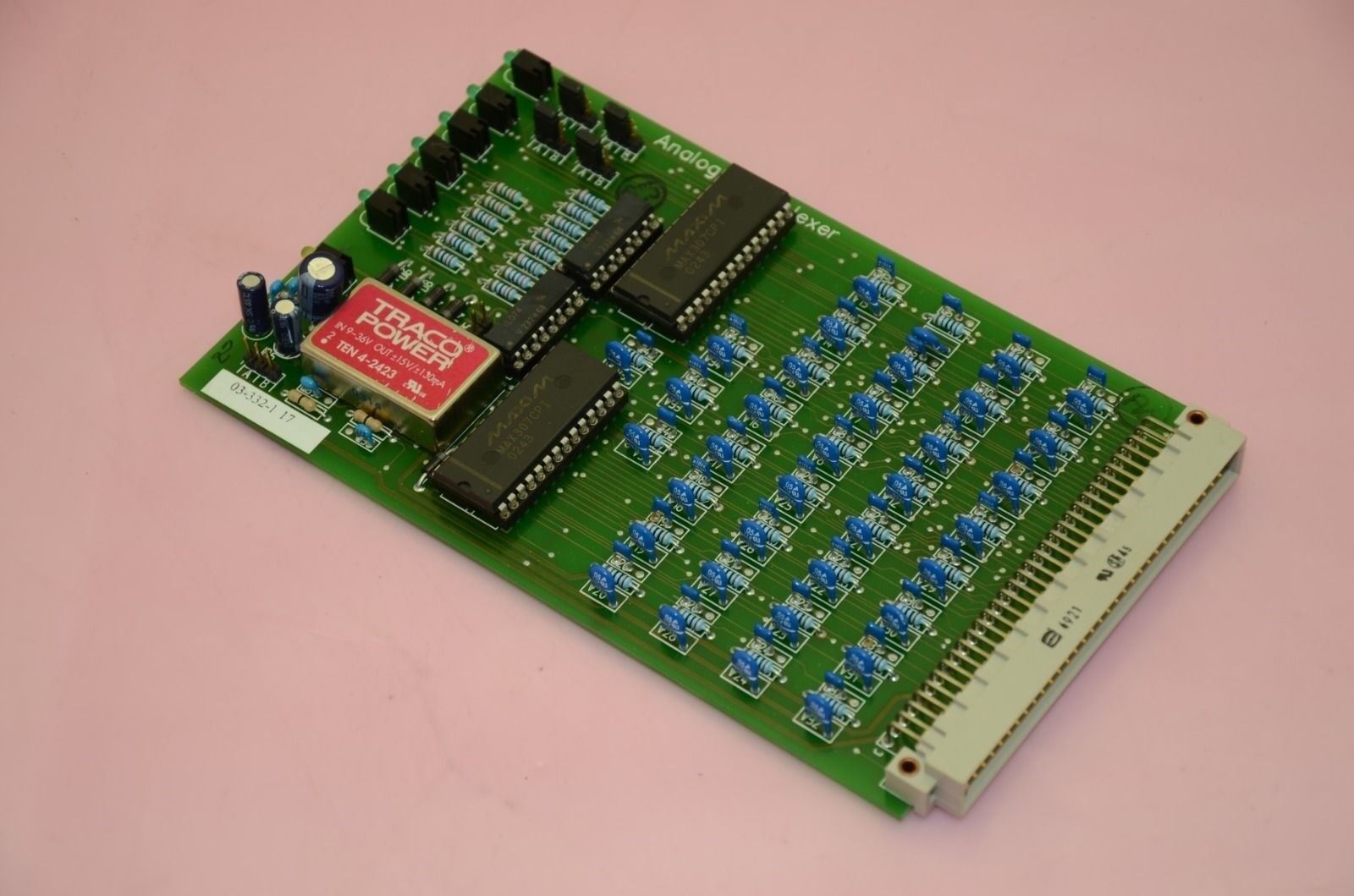 Analog Multiplexer Card DIN 41612-C 64 Pin 03-332-1 17 Maxim chip MAX307CPI