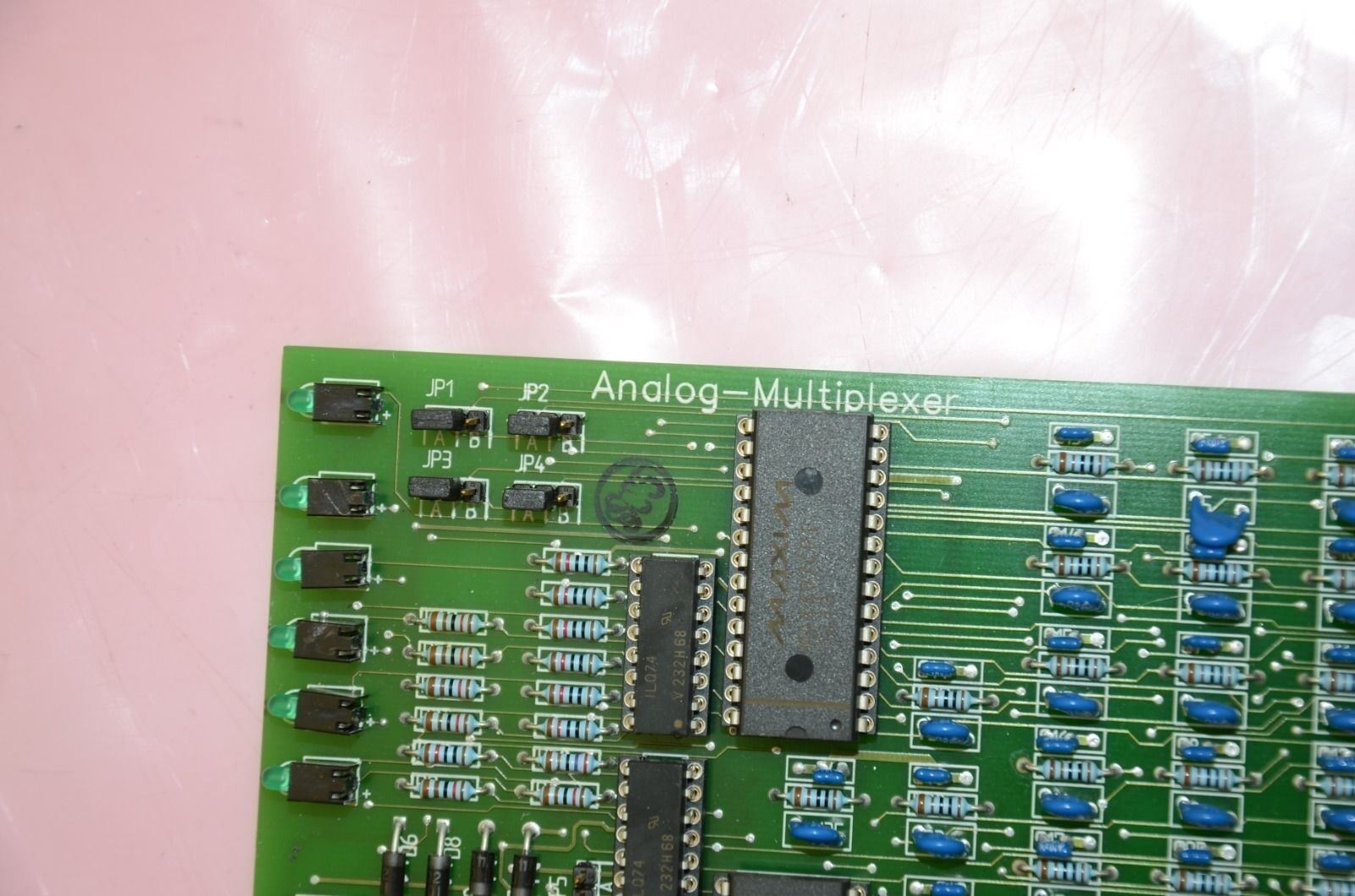 Analog Multiplexer Card DIN 41612-C 64 Pin 03-332-1 17 Maxim chip MAX307CPI