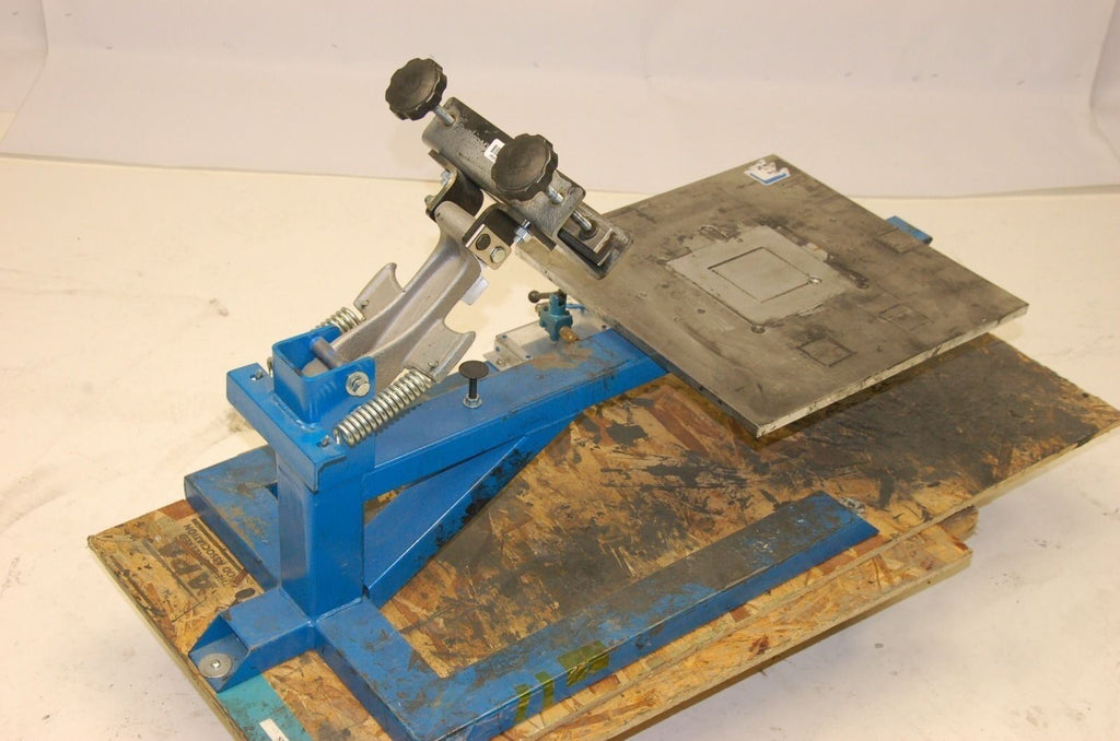 Pneumatic Workholding Platform, 15.5" x 15.5", Spring Loaded Clamp