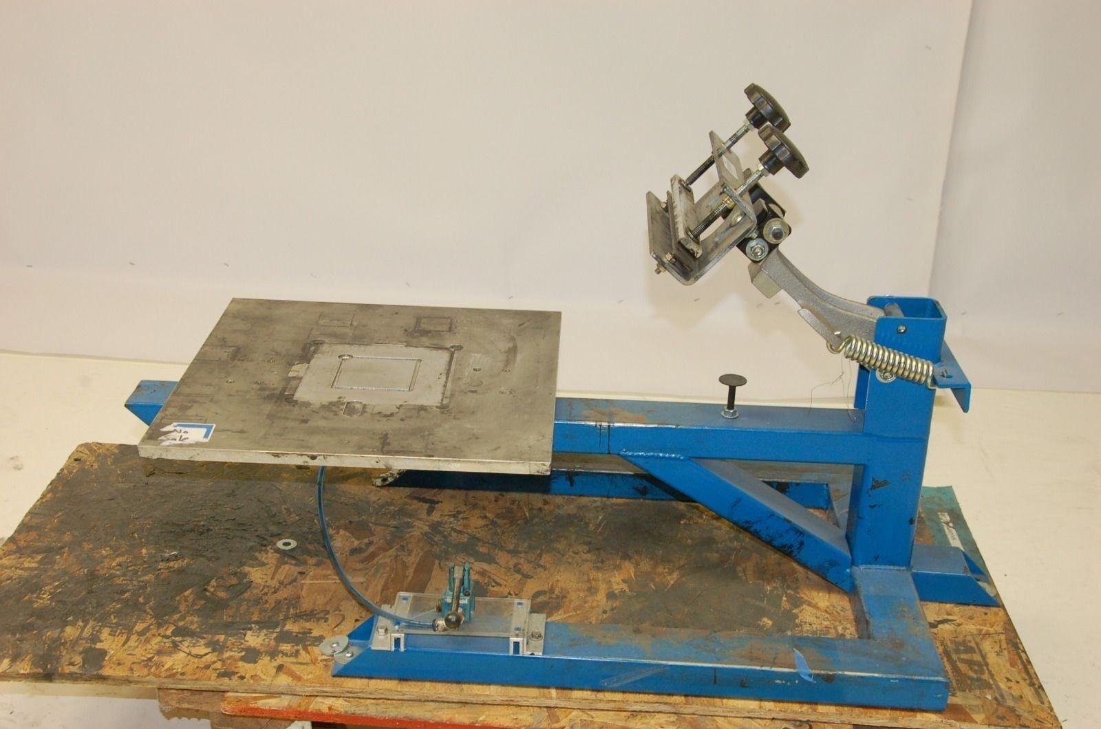 Pneumatic Workholding Platform, 15.5" x 15.5", Spring Loaded Clamp