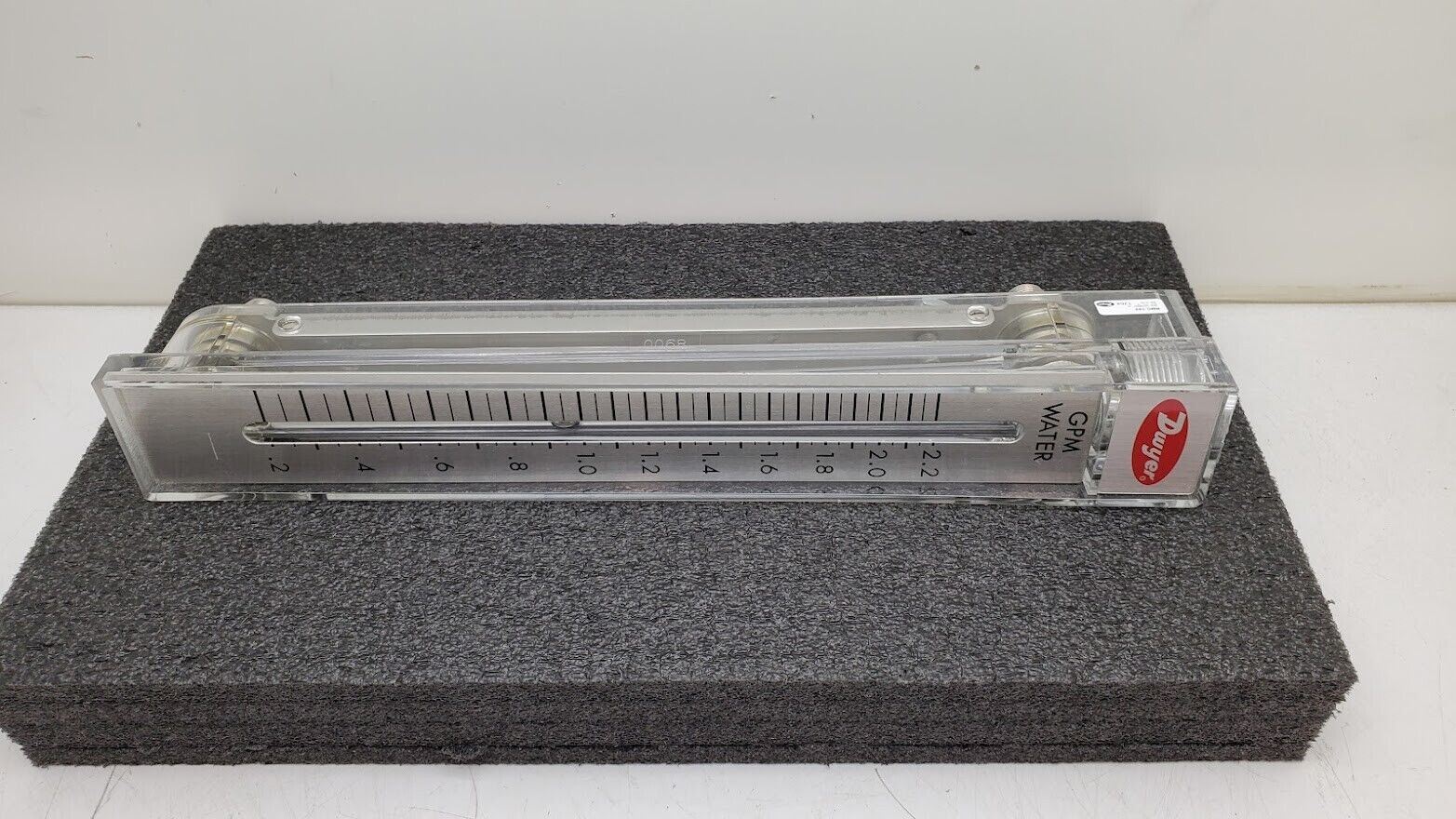 Dwyer Instruments RMC-142 10" Scale Flow Meter 0.2-2.2 GPM Water 1/2" Female NPT