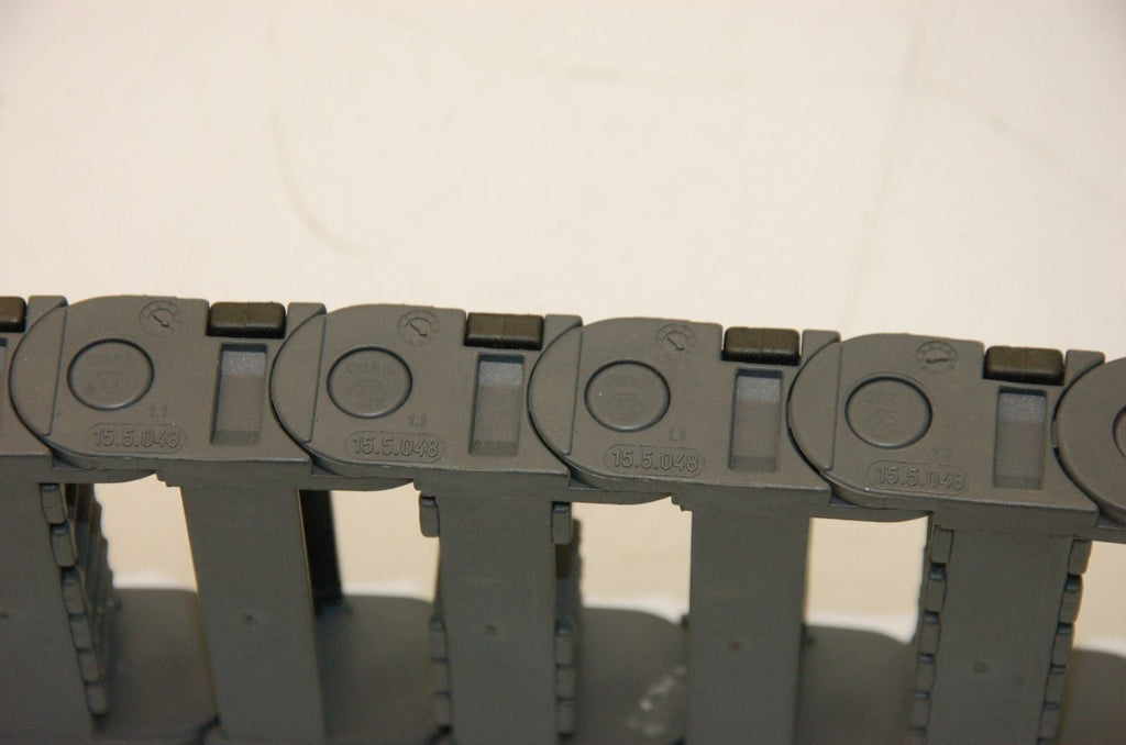 Igus Cable Carrier 15.5.048, 62mm x 17mm ID 450mmL Energy Chain Flex