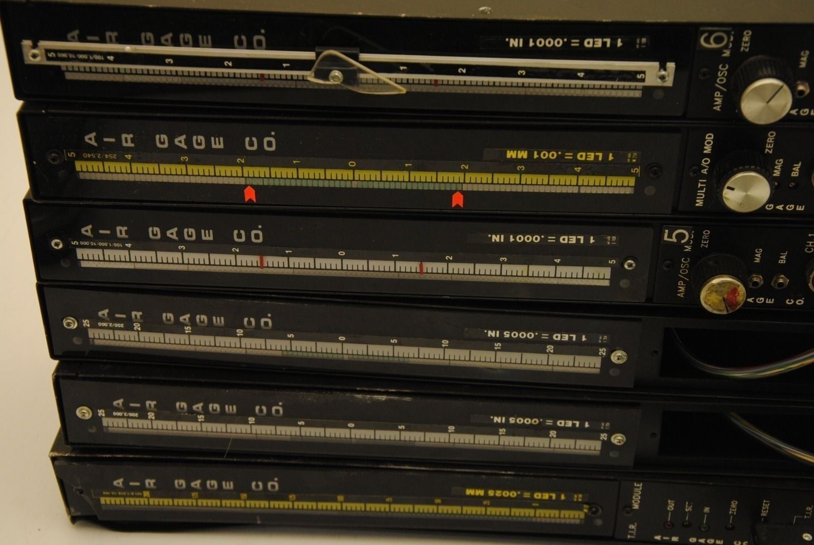 Minitron Air Gauge Co. Lot (6) 81-MT Controller Units w/ (2) AEC-247 Converters