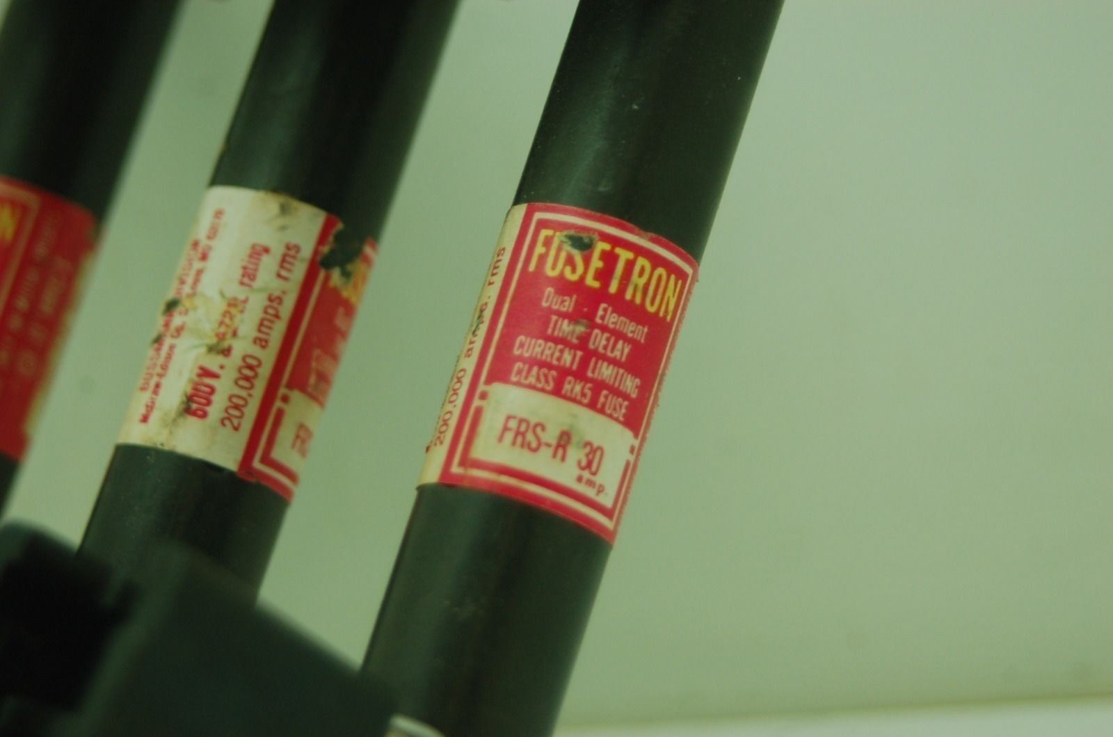 Allen Bradley X-401978 w/Fusetron FSR-R30 Continuous 30A 600V Fuse Holder Fuses