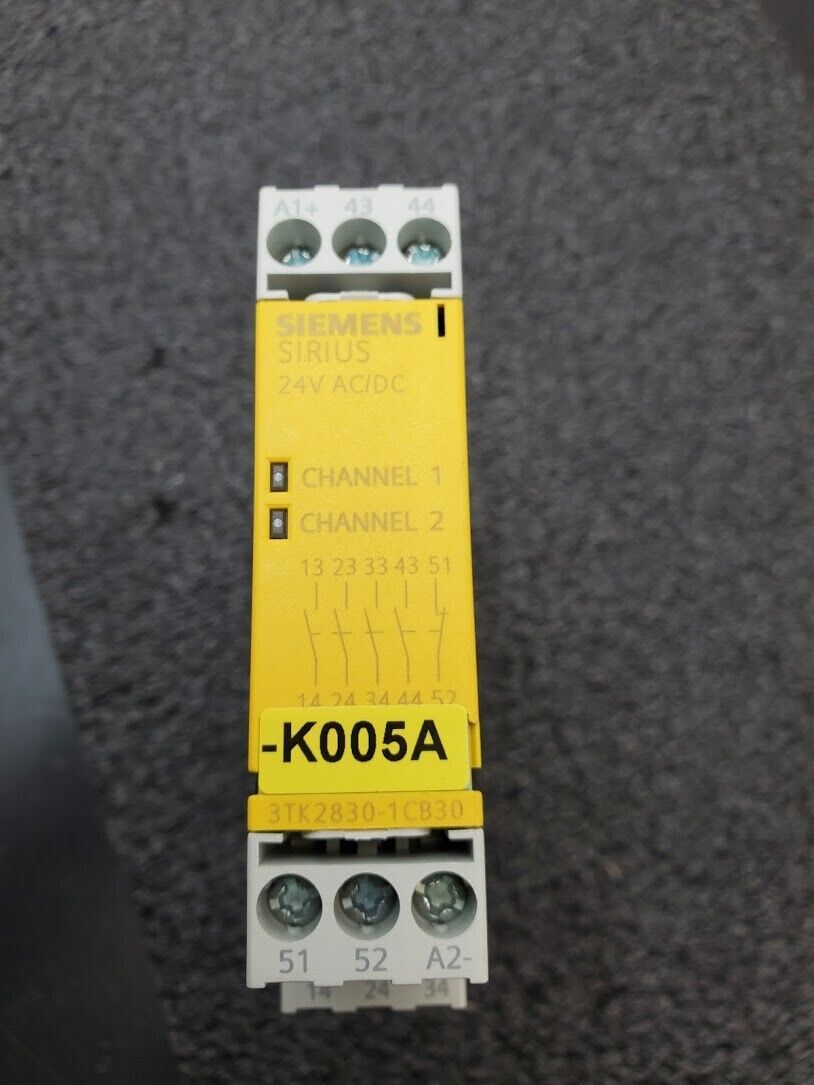 Siemens Sirius 3TK2830-1CB30 Safety Relay Relay Release Circuits 24V AC/DC