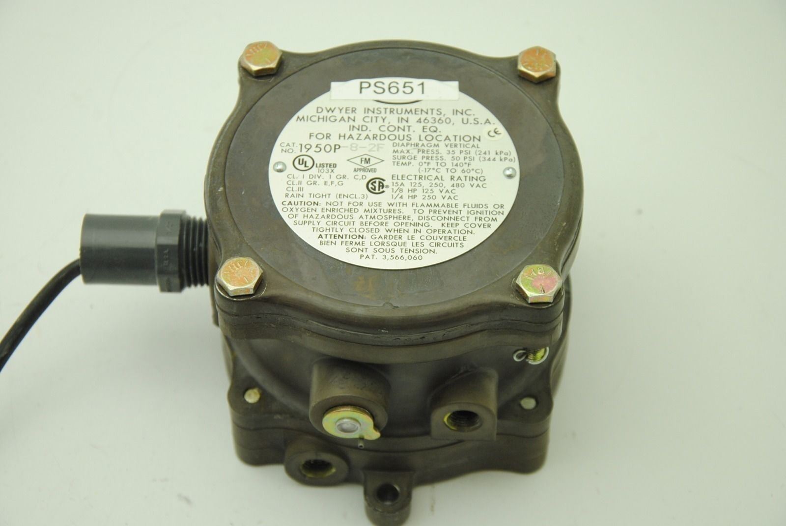 Dwyer 1950P-8-2F, Pressure Switch, 35PSI 15A 125-250-480 VAC
