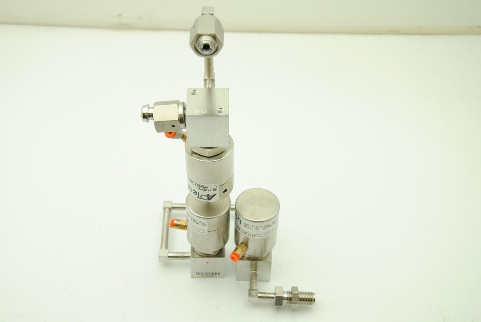 APTECH AP3550S #88-88200493, Regulator 2PWA TW4 250PSI, Lot of 3