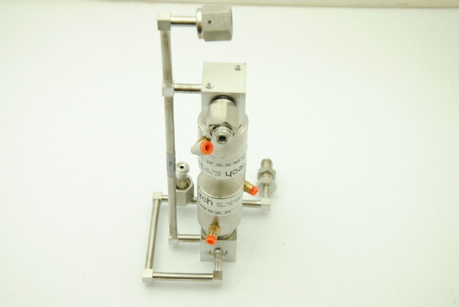 APTECH AP3550S #88-88200493, Regulator 2PWA TW4 250PSI, Lot of 3