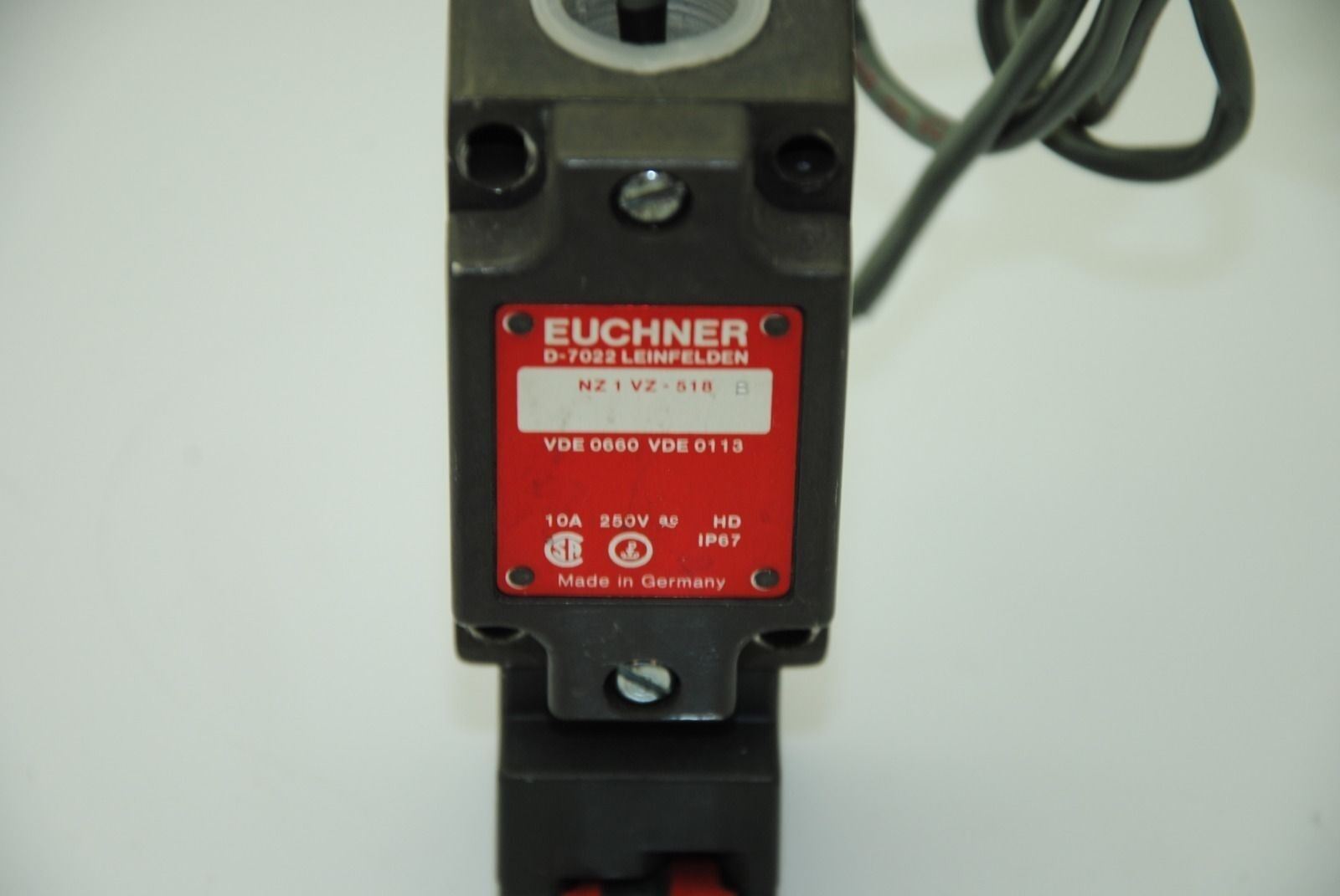 Euchner #D-7022 #NZ1-VZ-518, Safety Switch
