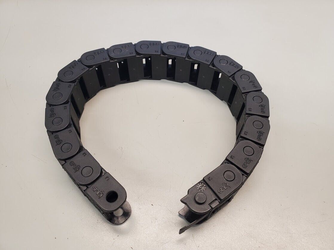 Igus 07.20.018 Chainflex E Chain 13" Length Cable Chain NEW