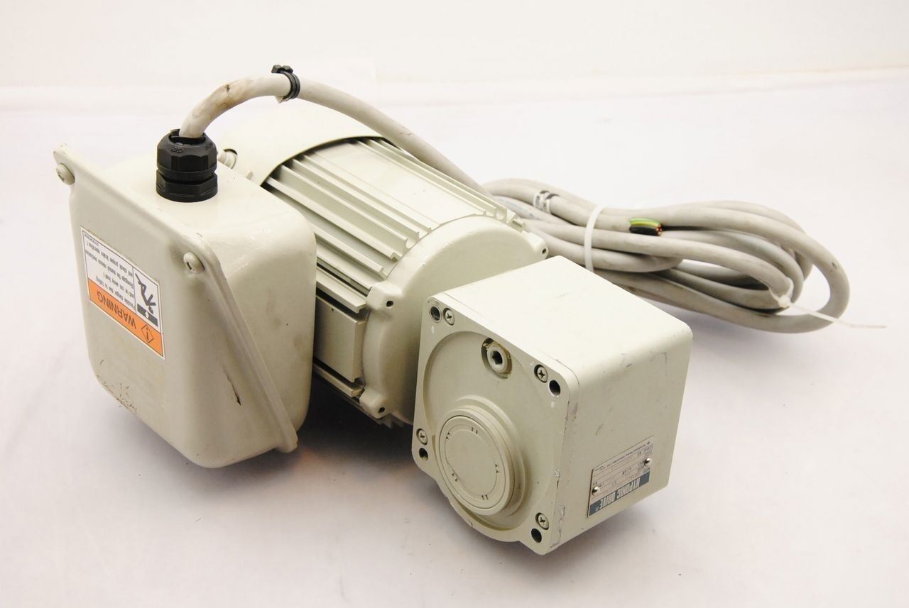 SM-CYCLO TC-E/FB-01A Induction Motor / Brake and 40:1 Ratio Gearhead