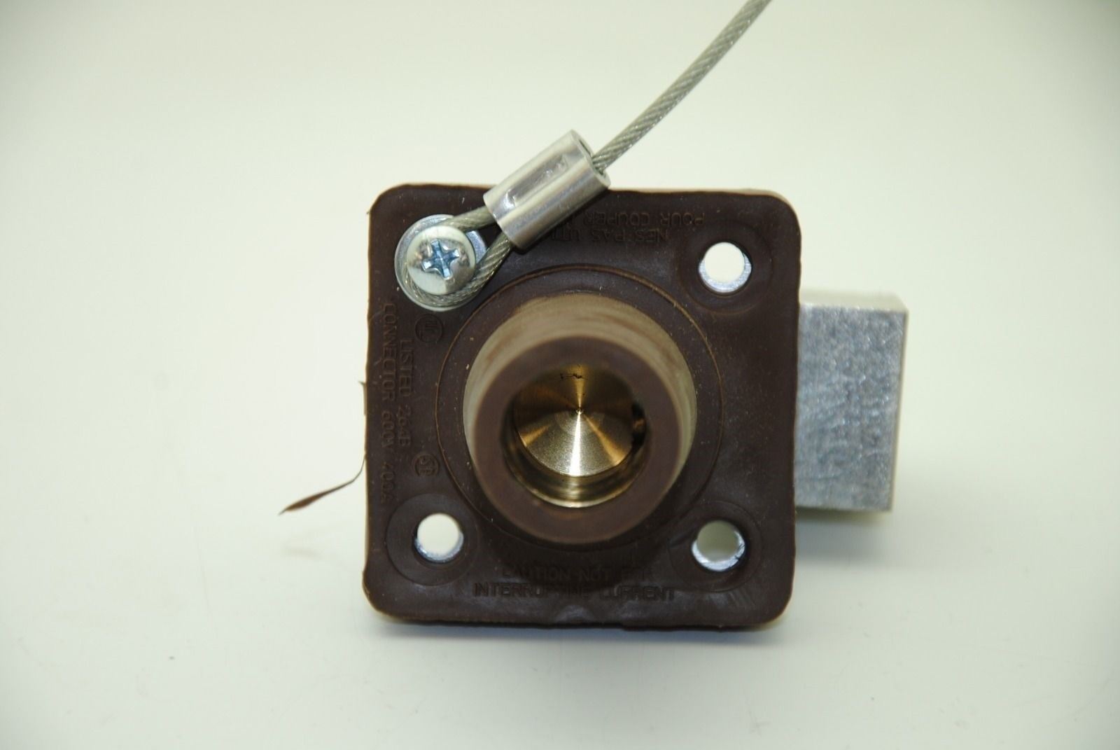 Leviton Single-Pole Female Receptacle, Brown, 5/8" ID
