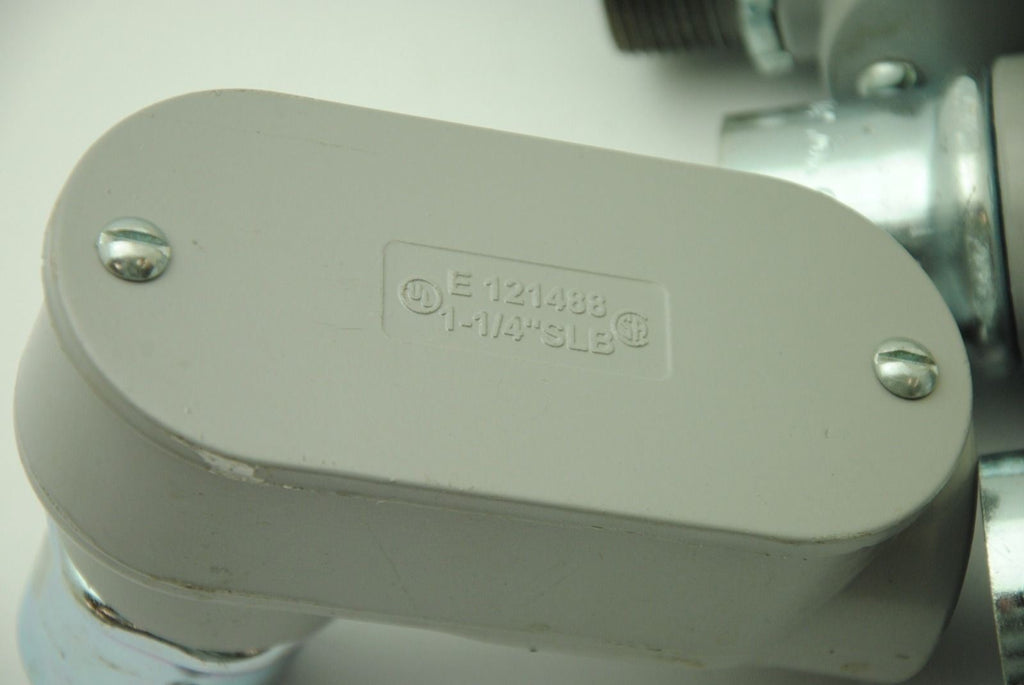 E121488, 1-1/4" SLB Conduit Body, Lot of 5