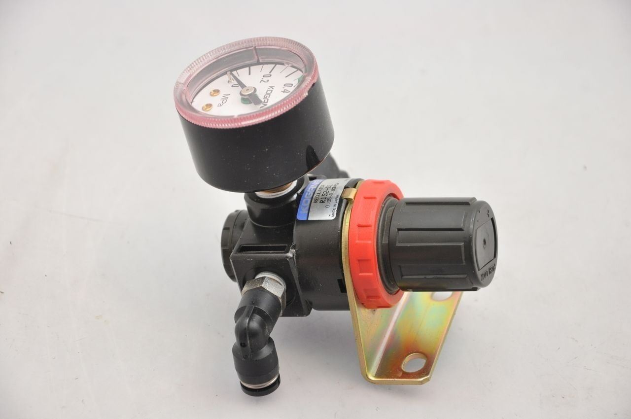 Koganei R152-01 Pneumatic Air Pressure Regulators With Gauge