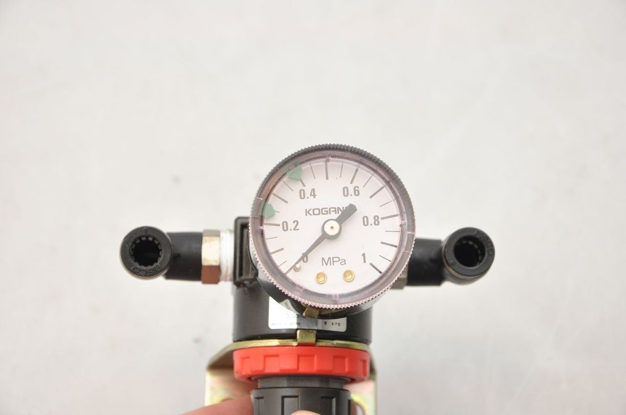 Koganei R152-01 Pneumatic Air Pressure Regulators With Gauge