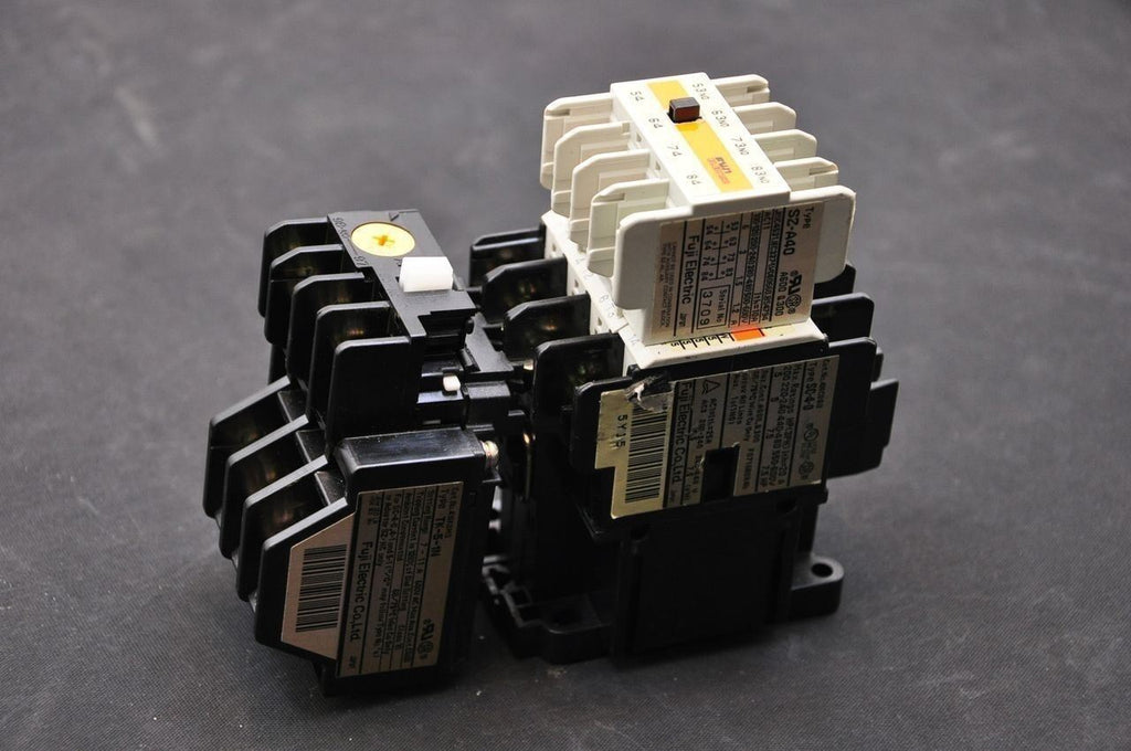 FUJI SC-4-0 THREE (3) Phase Contactor w.Fuji SZ-A40 & TK-5-1N Relay 24VDC