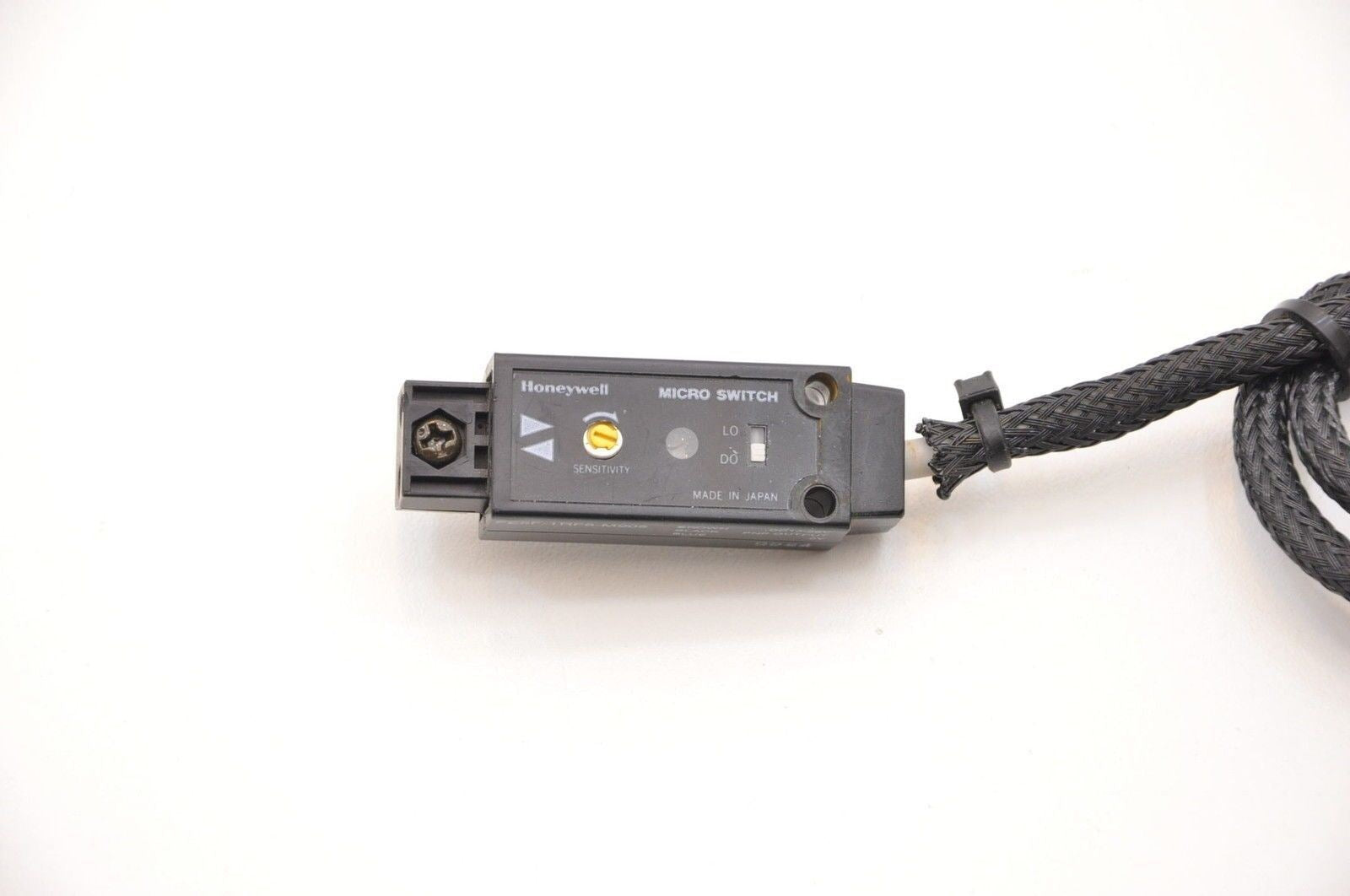 Honeywell FE5F-1RF6-M905 Sensor Amplifier  Lot of 4