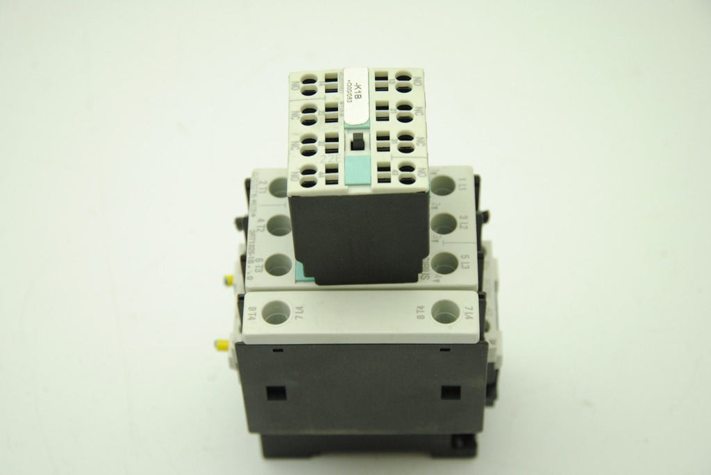 Siemens Sirius 3RT1325-1B, Motor Contactor w/ 3RH1921-2HA22 Contactor