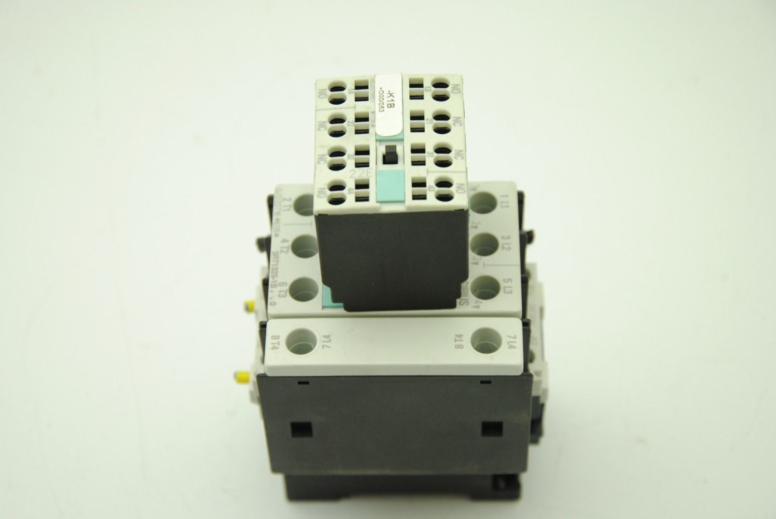 Siemens Sirius 3RT1325-1B, Motor Contactor w/ 3RH1921-2HA22 Contactor