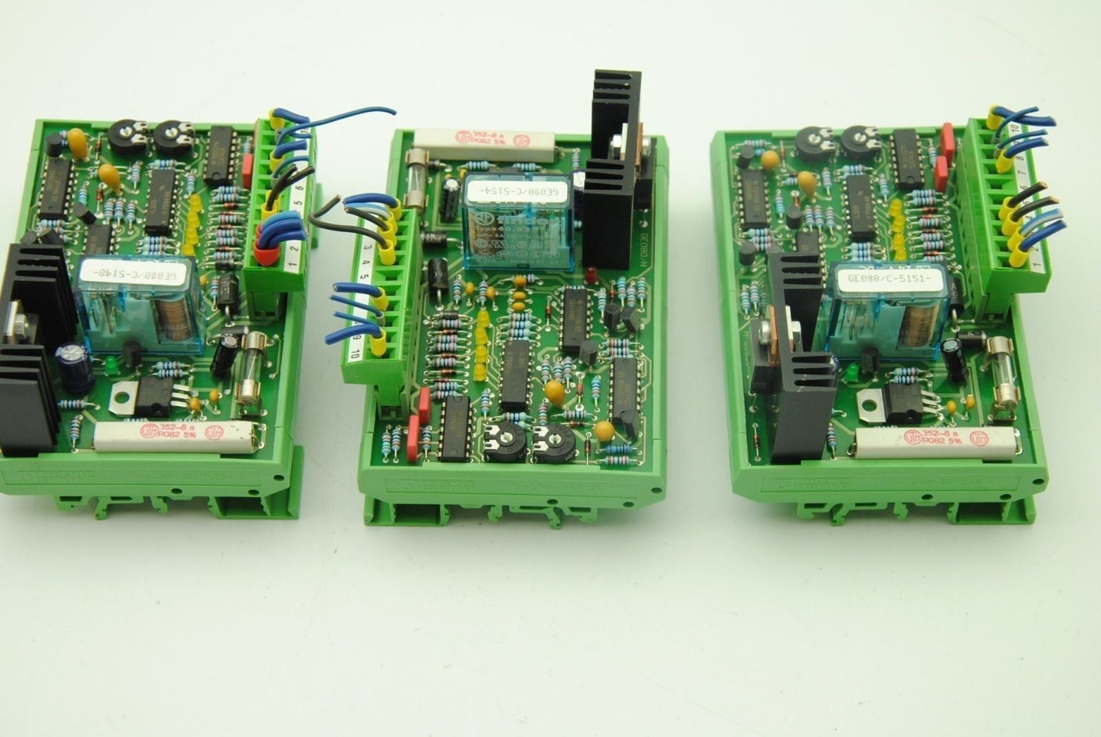 PHOENIX CONTACT GE080, UMK-SE 11,25-1 w/ FINDER 40.52 8A 250V Relay, Lot of 3