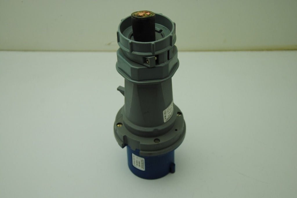Mennekes ME 460P9-1230, 60A 4W 250Vac Sleeve w/ ME-460C9, 4-Pin Male Connector