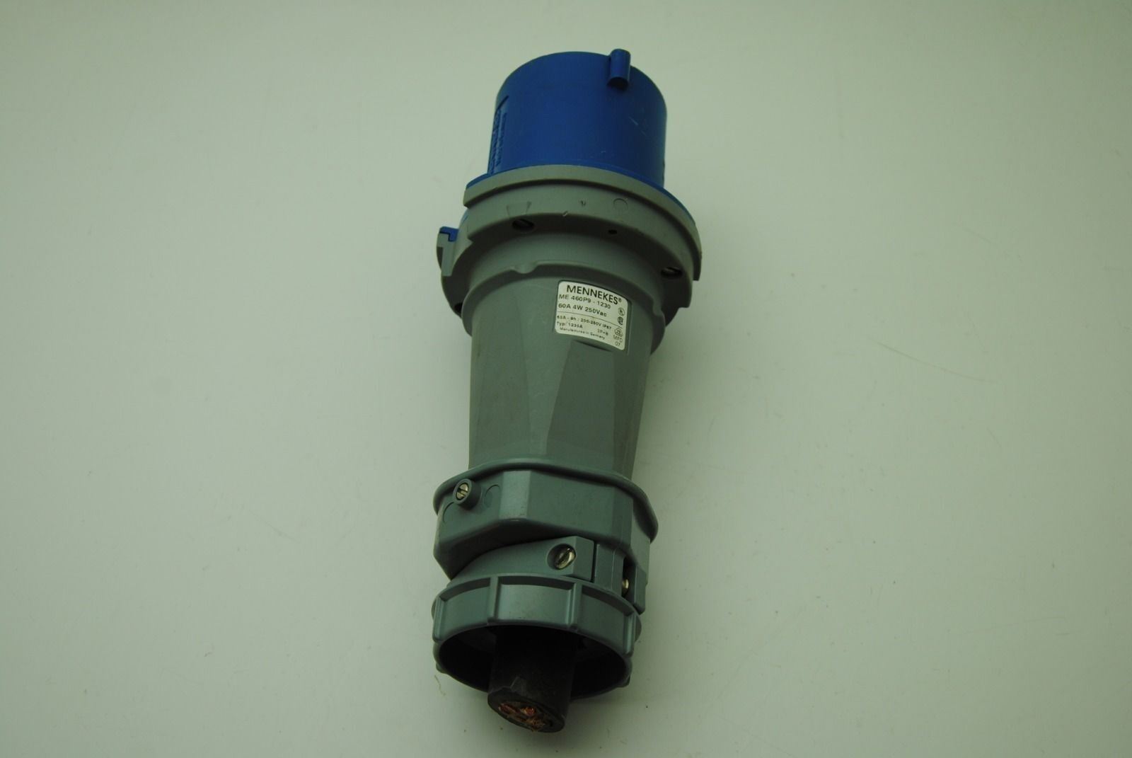 Mennekes ME 460P9-1230, 60A 4W 250Vac Sleeve w/ ME-460C9, 4-Pin Male Connector