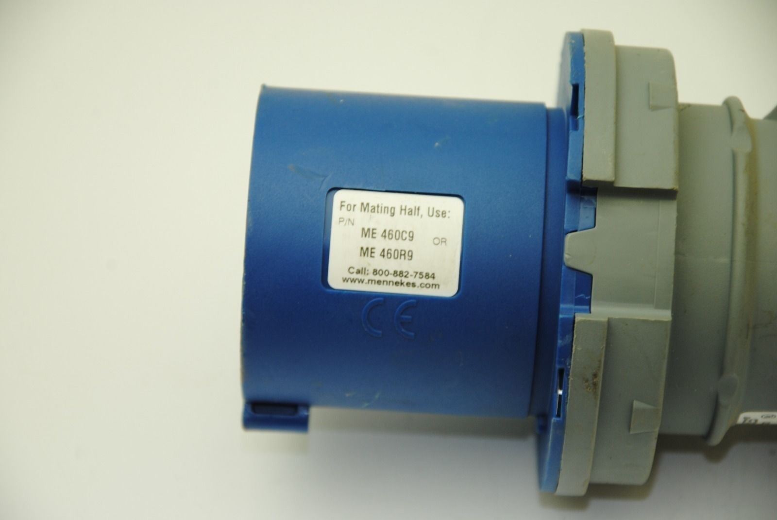 Mennekes ME 460P9-1230, 60A 4W 250Vac Sleeve w/ ME-460C9, 4-Pin Male Connector
