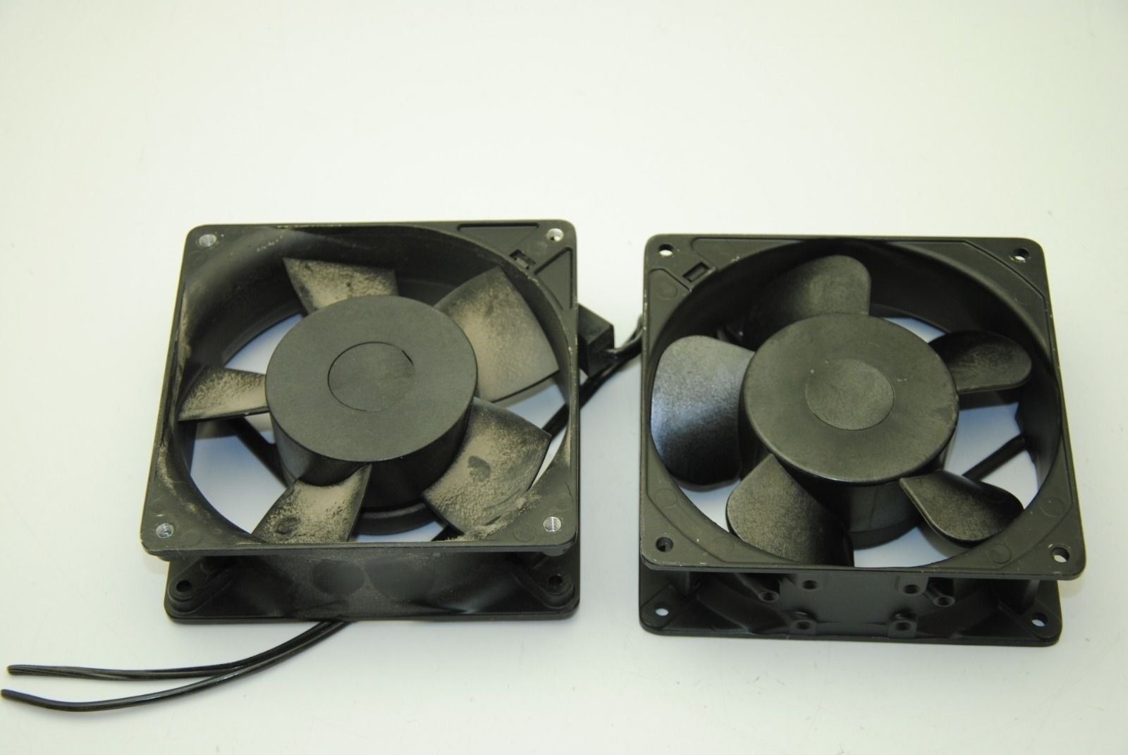 Lot of 2 NMB Axial Fans, 4715MS-12T-B30 w/ 4715FS-12T-B00