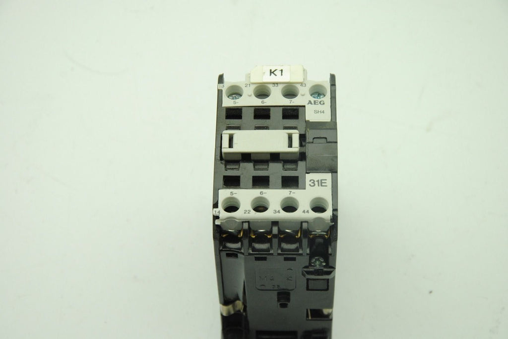 AEG E-NR910-302-719-00, Contactor 600V 16A