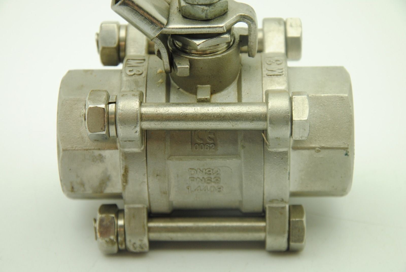 NELES JAMESBURY DN32 PN63 1.4408 1-1/2 IN NPT Stainless Steel SS Ball Valve