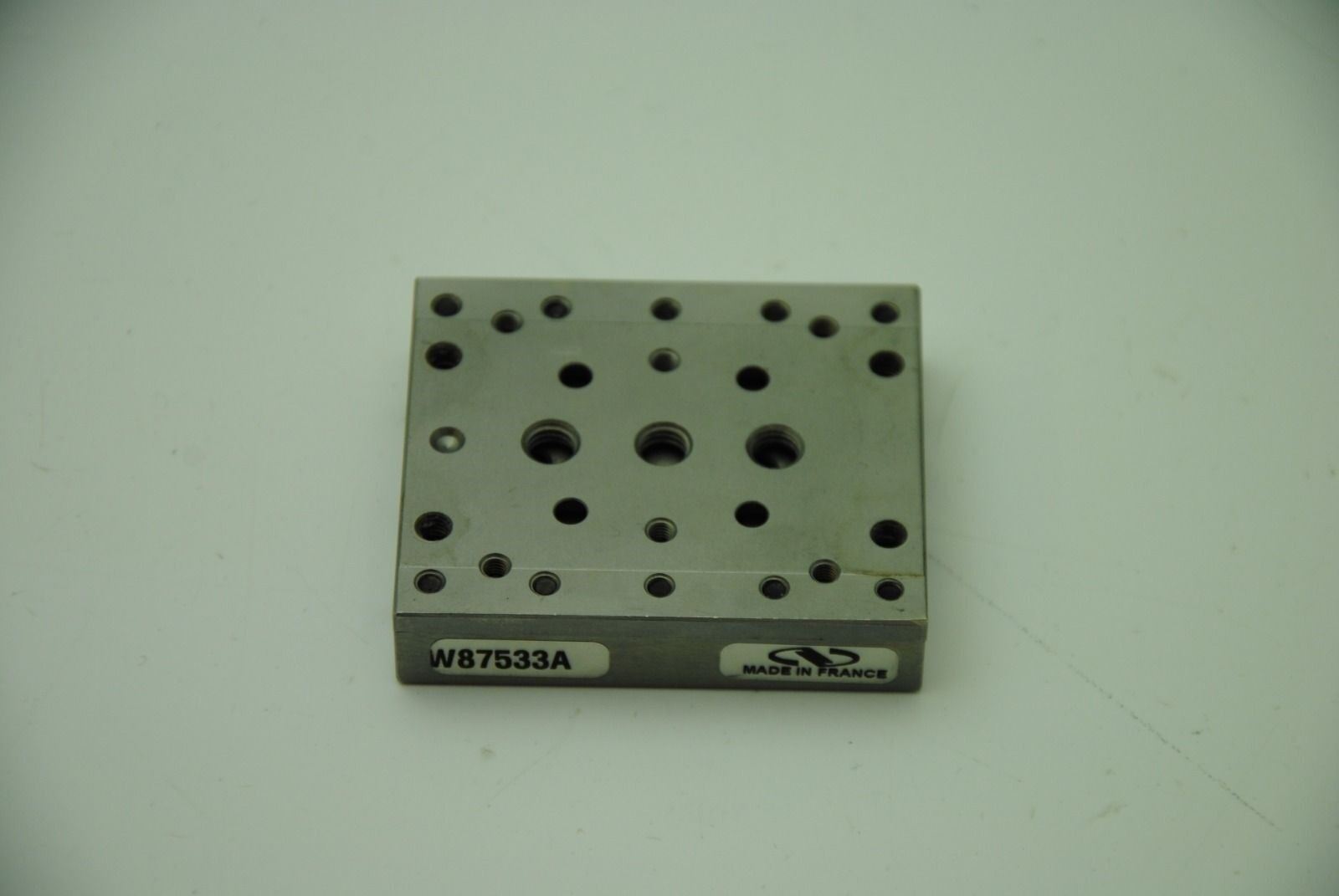 Newport W87533A, Linear Stage Positioner LM Guide actuator