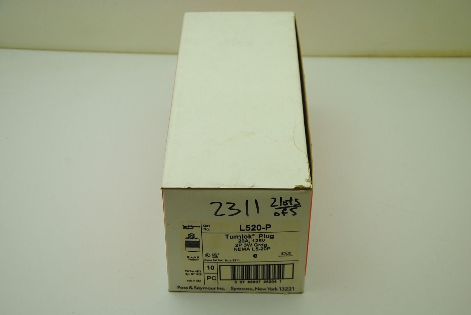 Pass & Seymour Legrand L520-P Turnlok Connector Plug 20A 125V, Lot of 10