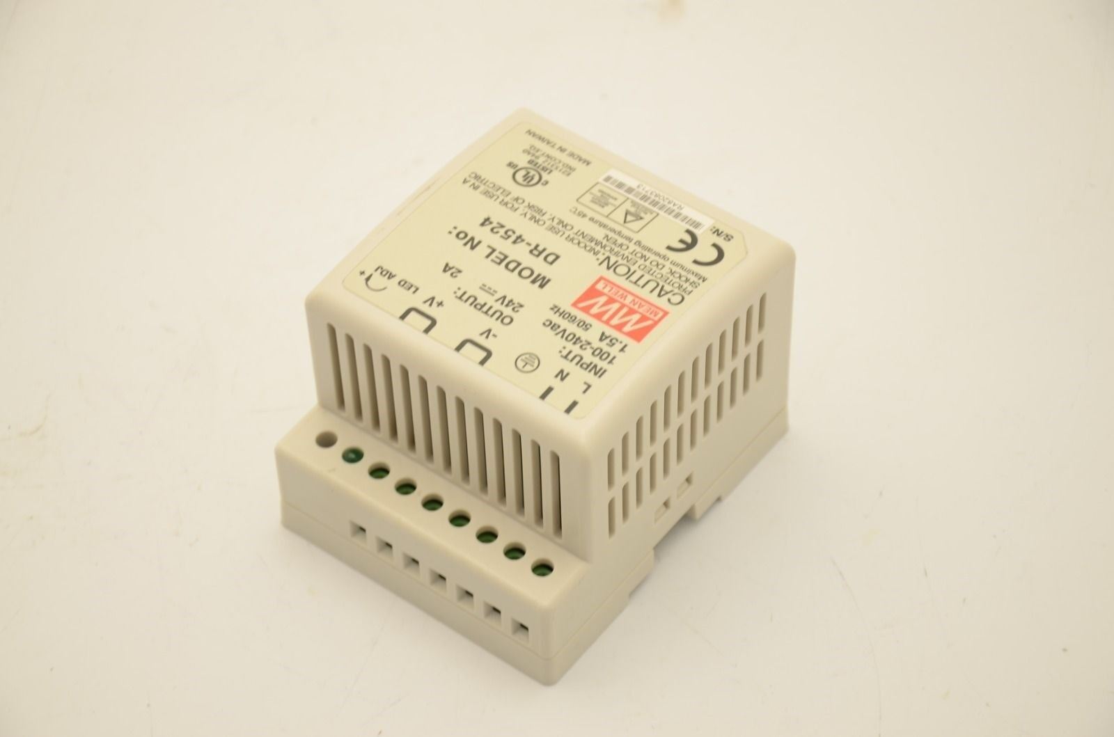 Mean Well DR-4524 24V, Power Supply, 100-240VAC