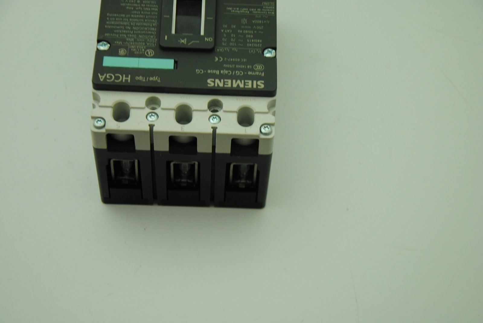 Siemens 3vl1115-2ke30-0AA0 CS3-15 CIRCUIT BREAKER VL 150X UL TYPE HCGA