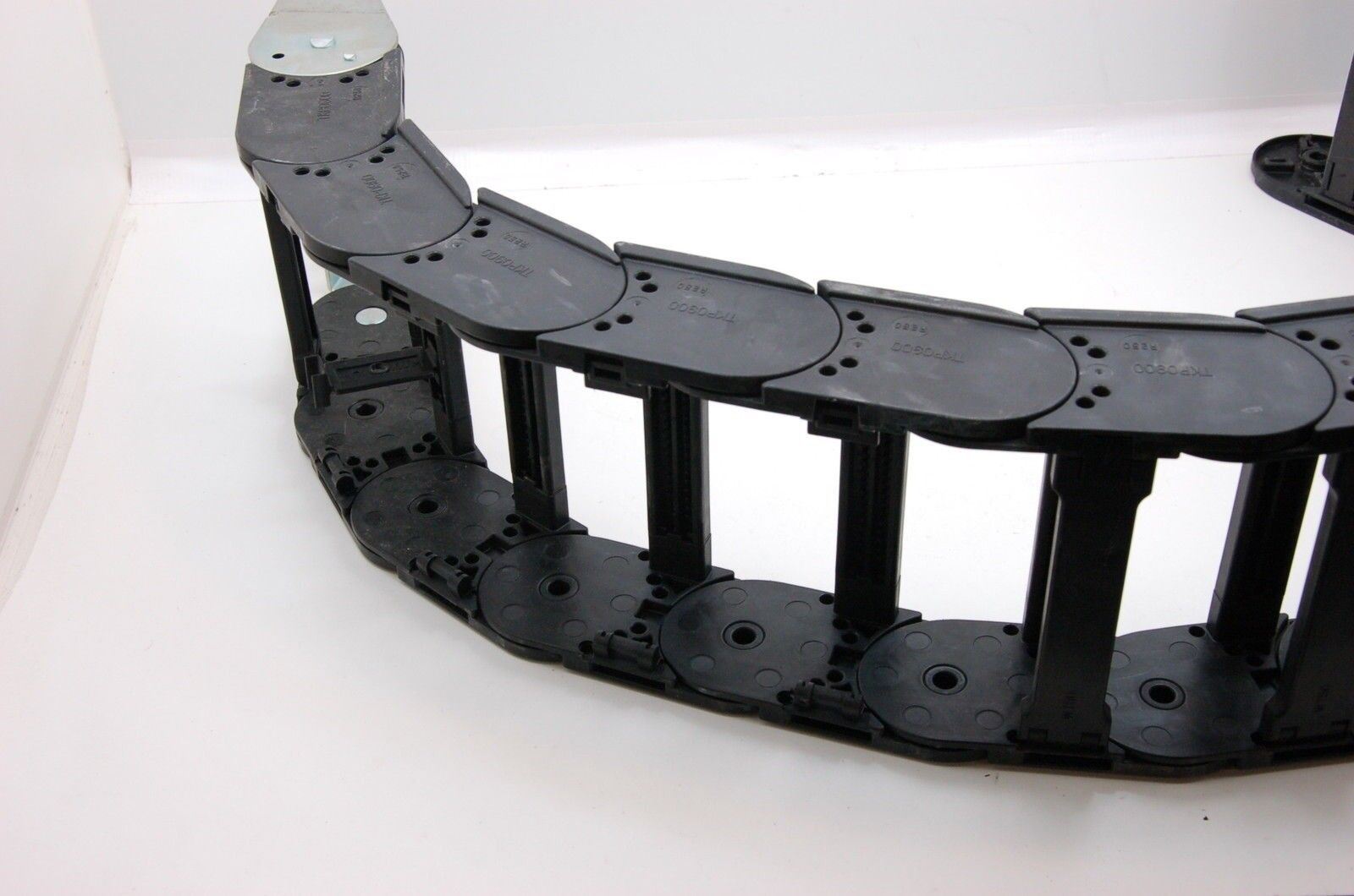 Tubaki TKP0900 Cable Carrier, 44" L, 5.75" x 1.75" ID