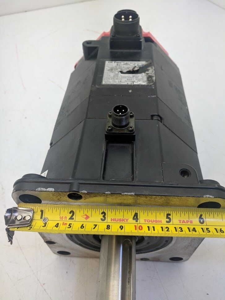 Fanuc A06B-0143-B175#7008 servo motor 2.8KW 3000RPM 155V