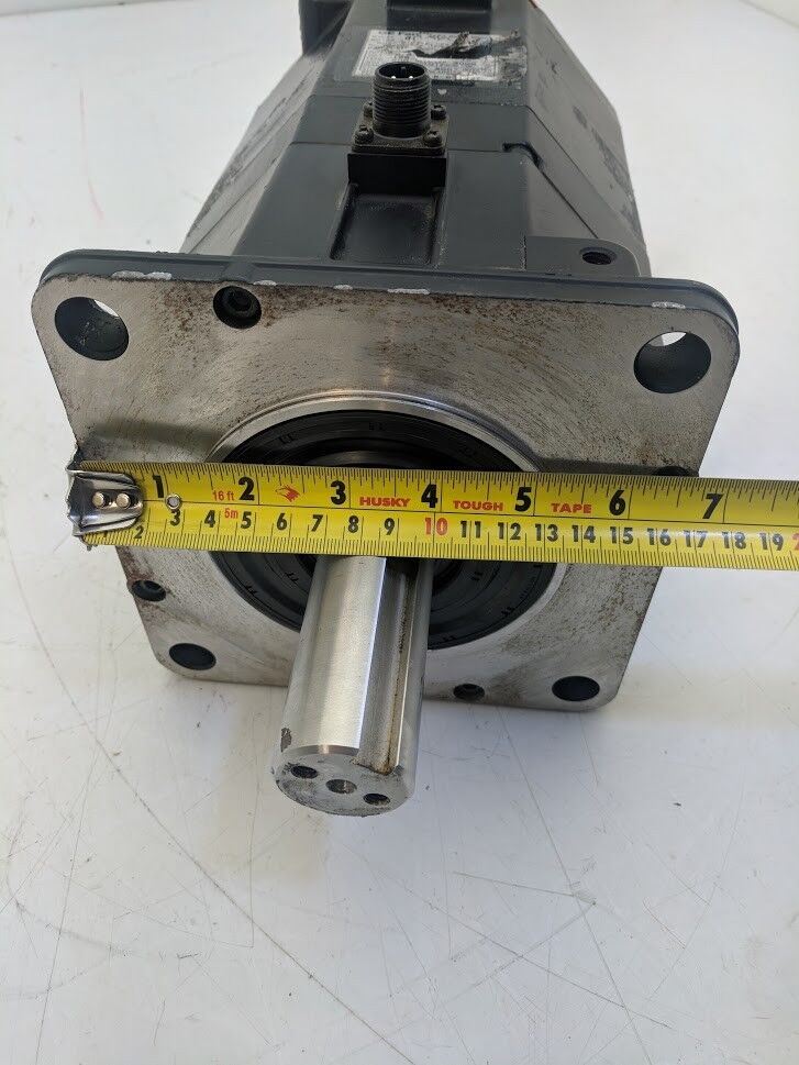 Fanuc A06B-0143-B175#7008 servo motor 2.8KW 3000RPM 155V