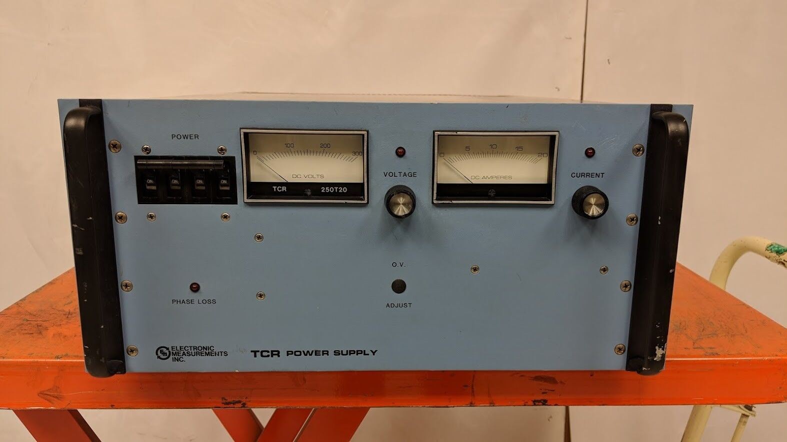 EMI TCR 250T20-4 250V 20A Adjustable DC Power Supply Free Freight Shipping