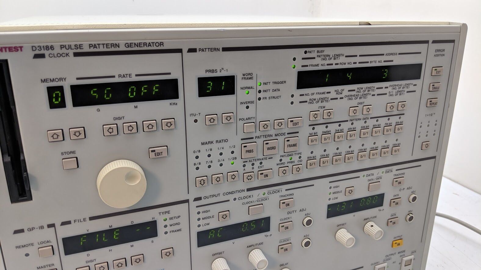 Advantest D3186 Pulse Pattern Generator Error Detector Option 70 FRAME