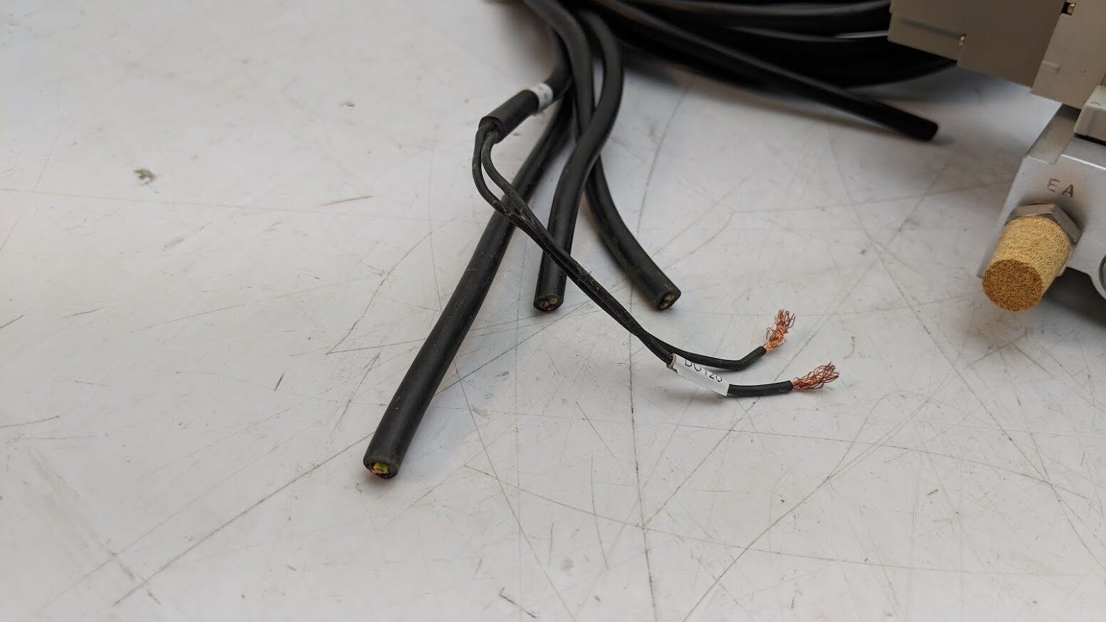 4x SMC SY5140-5DZ, SY5340-5DZ Base Mount Solenoid Valve 5 Port 2-3 Position 24V