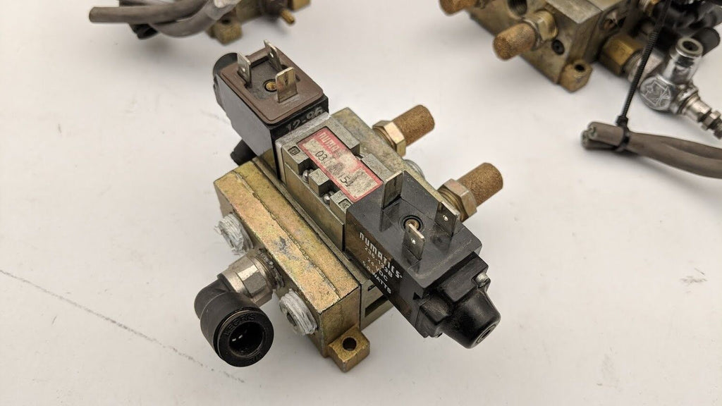 3x Numatics Pnumatic Manifold Block 5 Port 2-3 Position Solenoid 031SS4154 24VDC