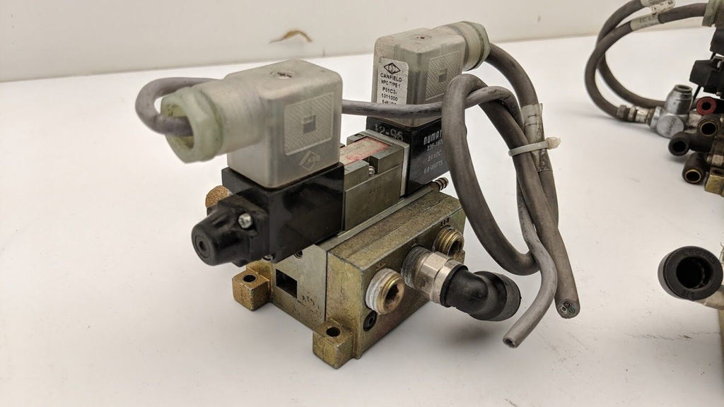 3x Numatics Pnumatic Manifold Block 5 Port 2-3 Position Solenoid 031SS4154 24VDC