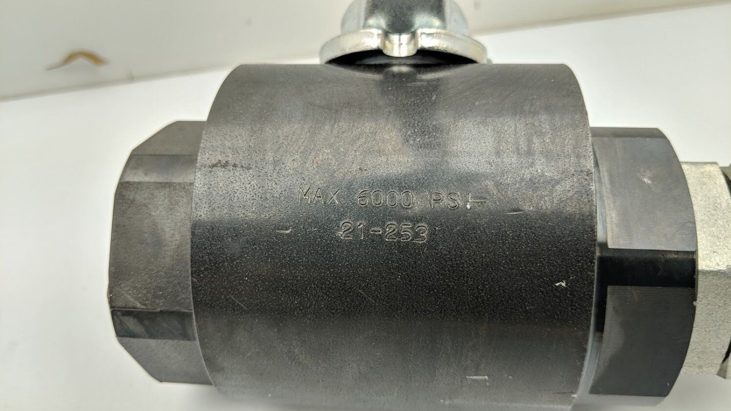 Parker BVAH24SSS1N Manual Operation Hydraulic Ball Valve SAE #24 1.5" 6000PSI