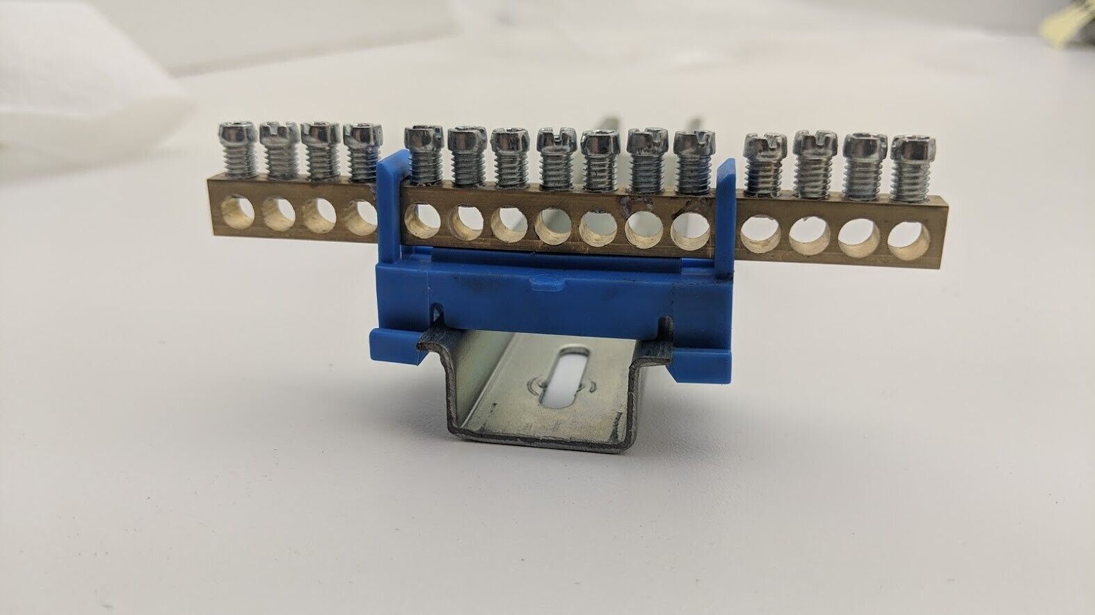 Lot of 2 DIN Rail Mount Brass Ground Grounding Strip 15x 4AWG Copper Wire