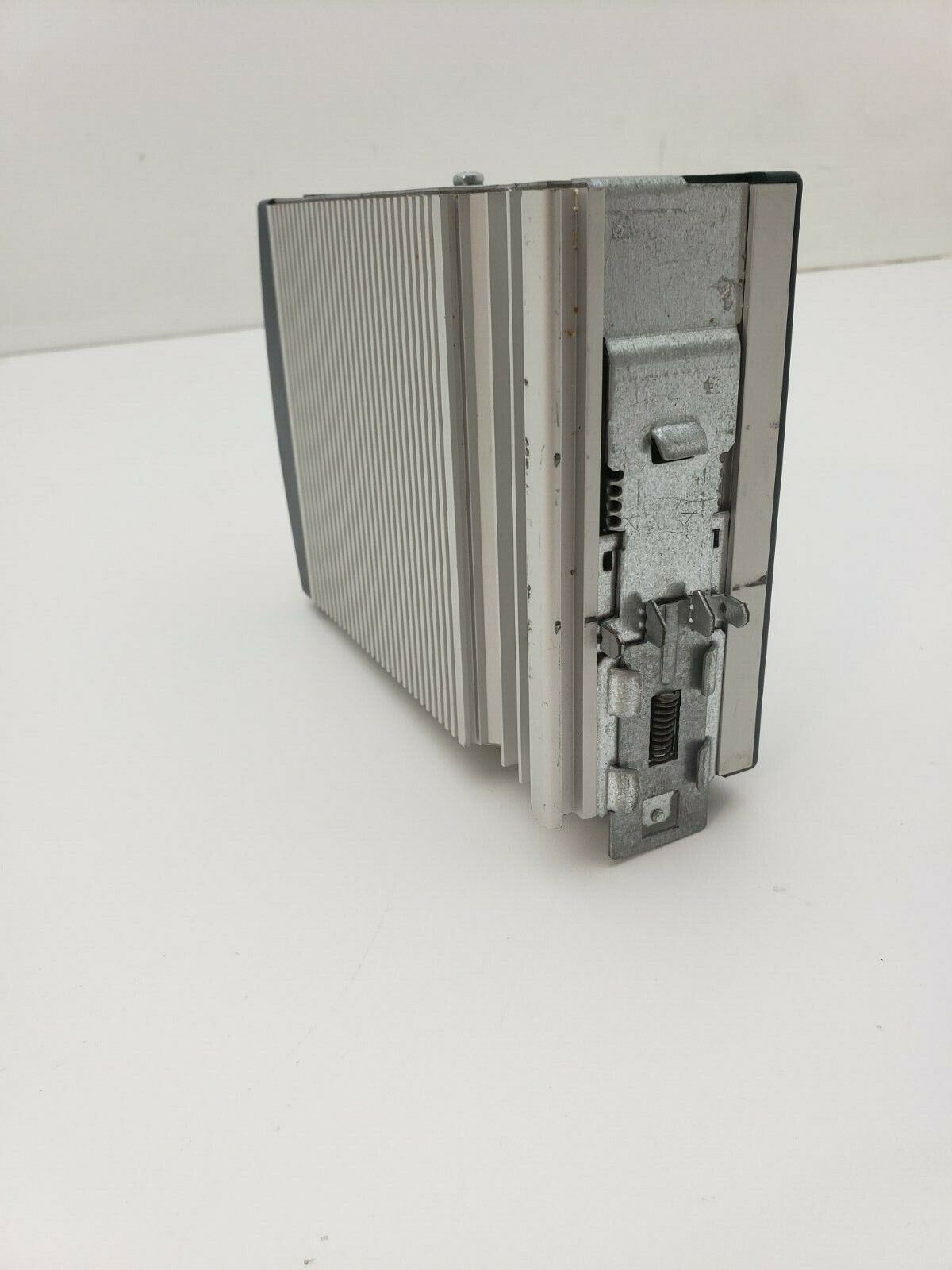 Block PVSE 400/24-10 AC/DC DIN Rail Power Supply 400-500 VAC IN 24VDC 10A Out